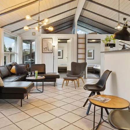 Holiday home Amazing In Vaeggerlose With Wifi